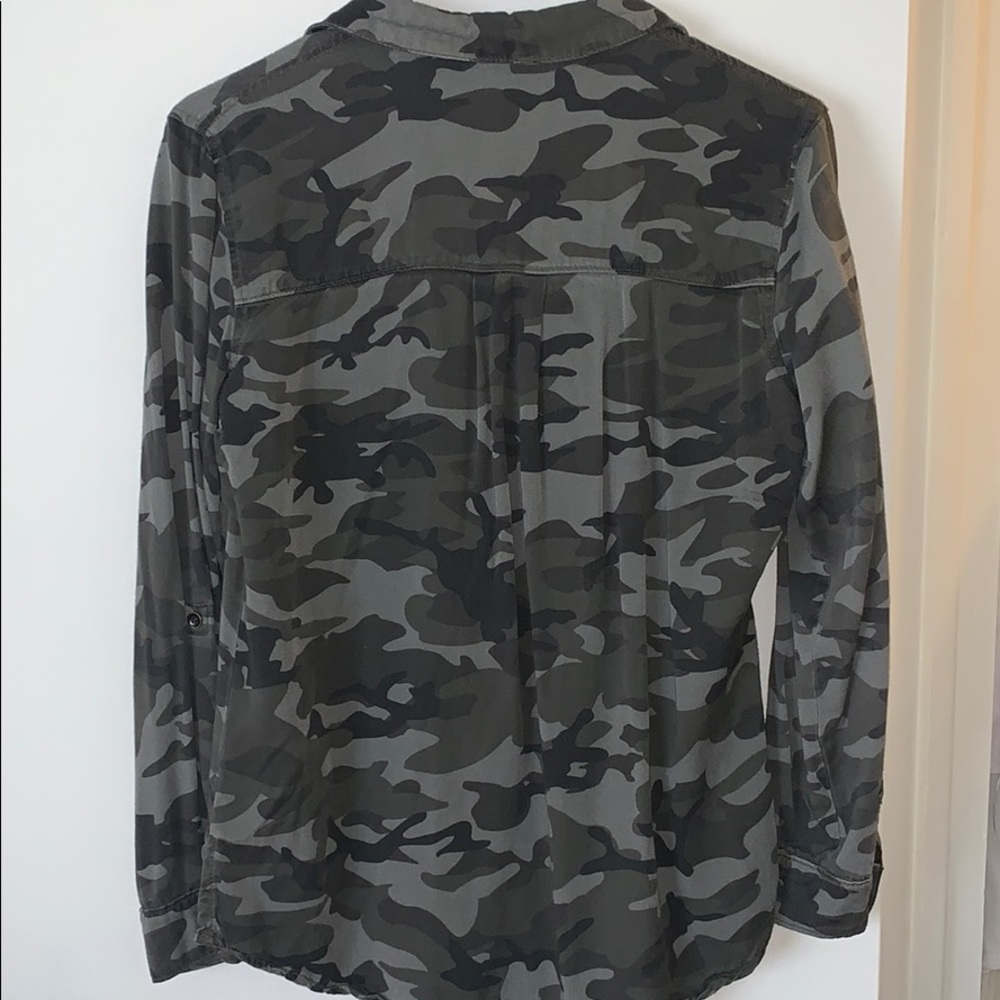 Camo button-up - Picture 2 of 2